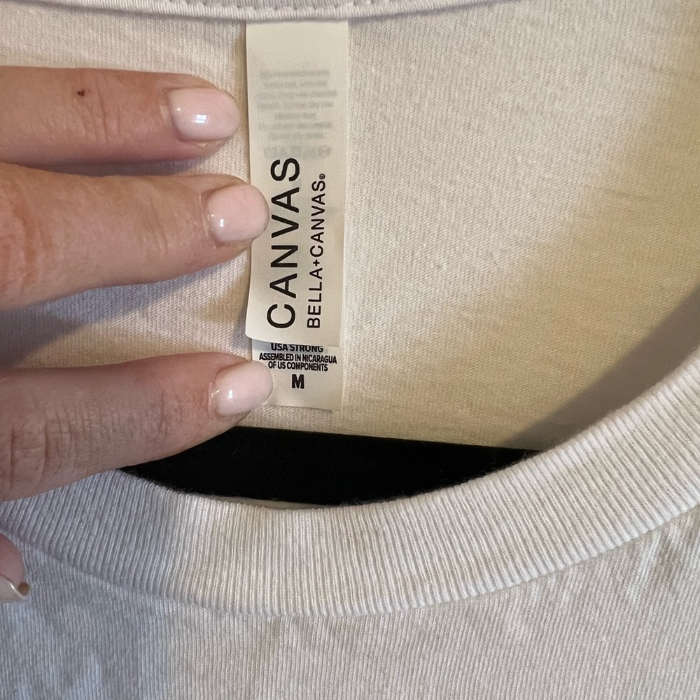 Disney tee - Picture 2 of 2